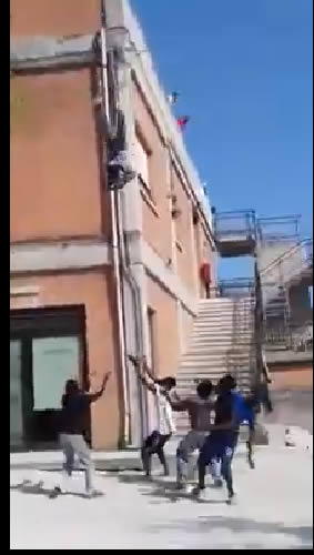 Italy-suicide