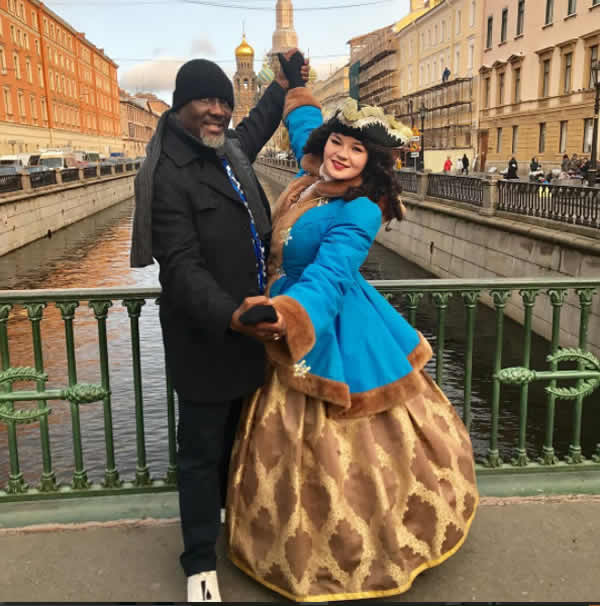 Dino Melaye with white lady