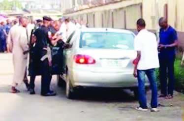 couple found dead in car