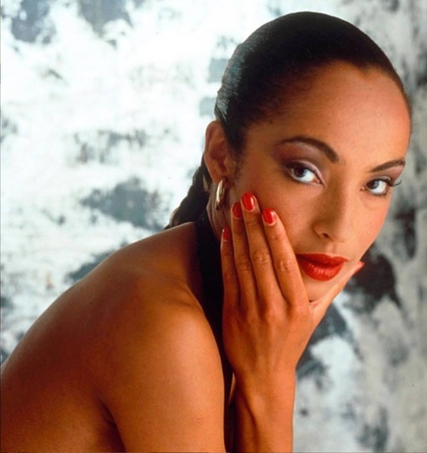 Sade Adu