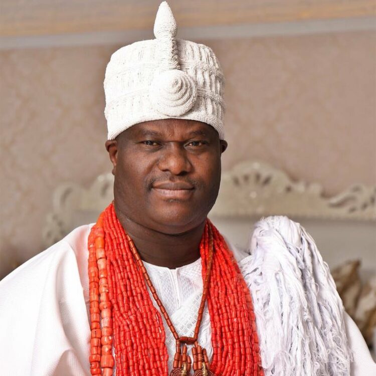 The Ooni of Ife, Oba Adeyeye Enitan Ogunwusi, celebrates five years on the throne (Photos)