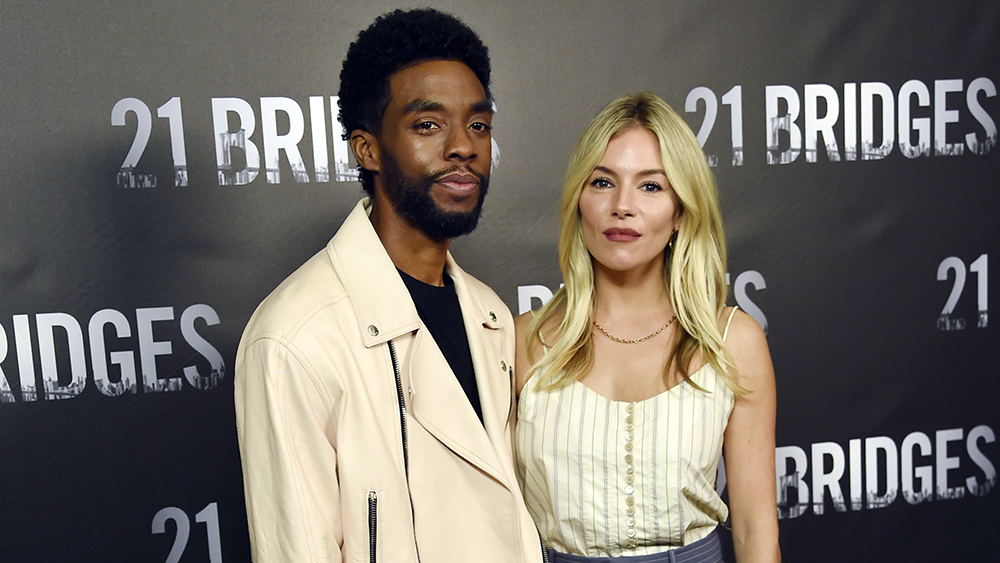 Chadwick Boseman,Sienna Miller