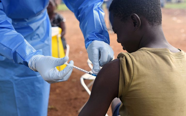 Ivory Coast begins Ebola vaccination