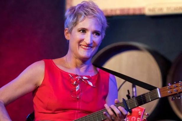 US singer Jill Sobule dies in house fire