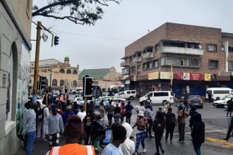 Violence erupts in South Africa over alleged Nigerian king installation