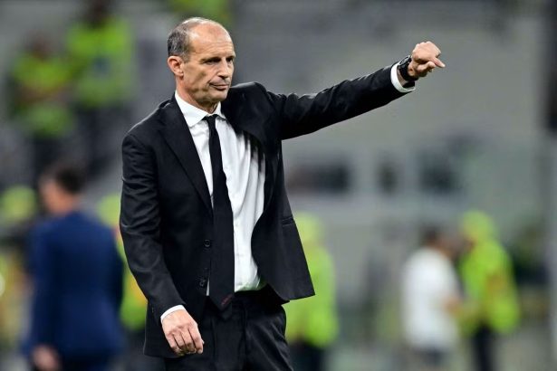 AC Milan sack Allegri after Champions League miss